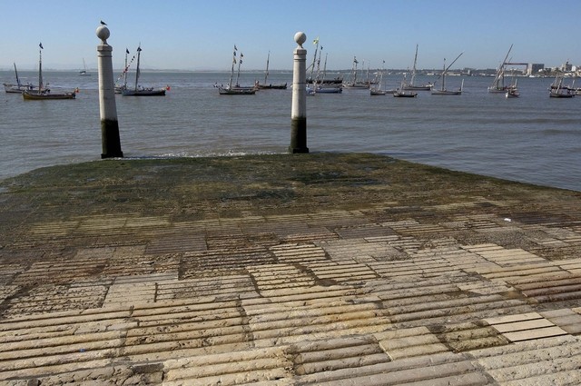 Noventa escritores norte-americanos em Lisboa no âmbito do Projecto DISQUIET