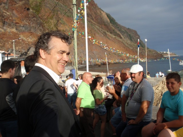 Existe equilíbrio na apanha das lapas, diz Manuel António Correia