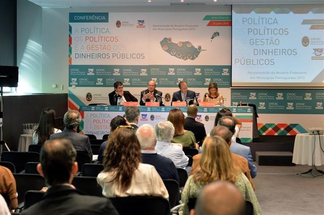 Seis câmaras da Região com endividamento excessivo