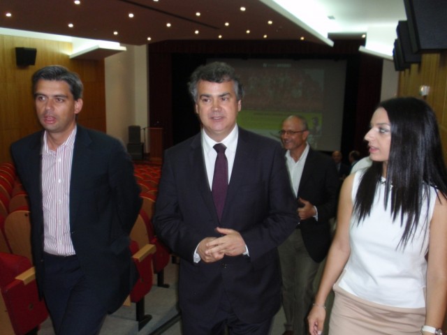 Manuel António Correia desafia associação a organizar concerto no Paul da Serra