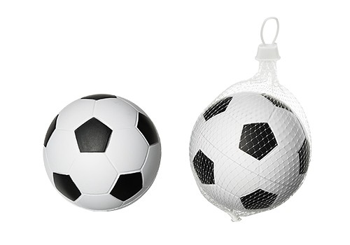 H&M retira do mercado bolas de futebol para bebé por risco de asfixia