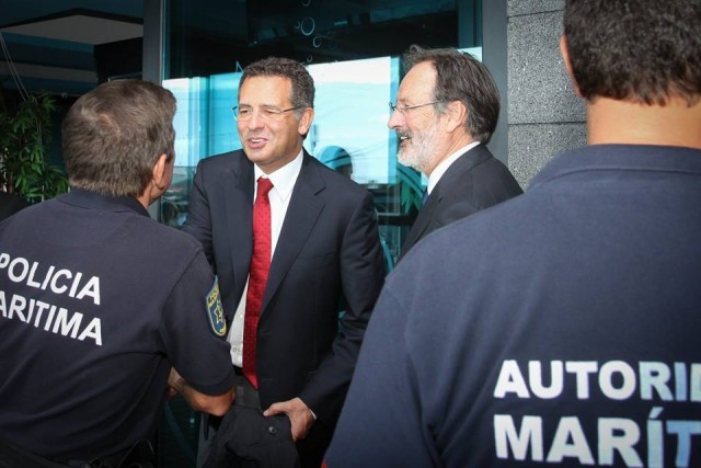 António José Seguro quer esperar para ver quanto a eventual corte no IRS