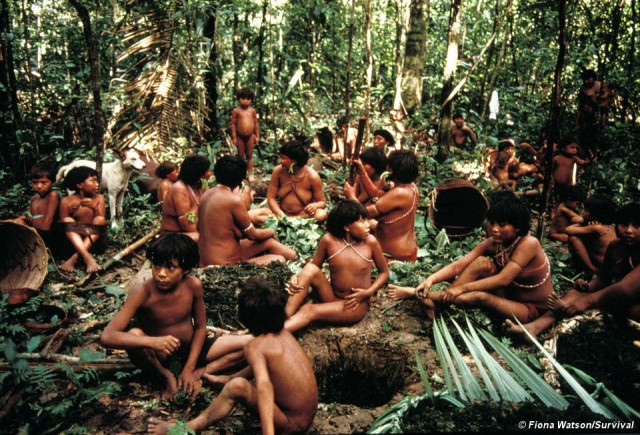 Documentário de português dá voz a índios brasileiros Yanomami