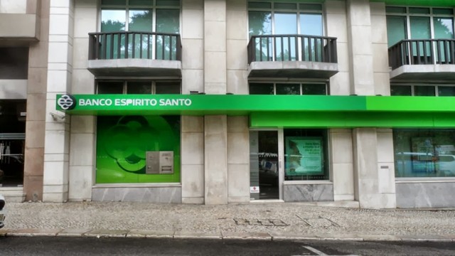 Pequenos accionistas do BES querem processar responsáveis pela situação