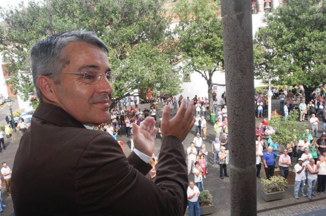Filipe Sousa não aceita ser controlado pelo Governo Regional