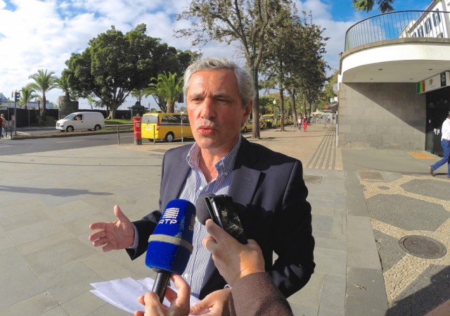 CDS quer intervenção do Governo de Lisboa na TAP para baixar preço das viagens