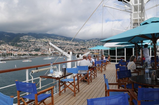 Club Med 2 adiou partida para reparações