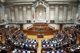 PCP propõe cobrar mais 9,31 mil milhões de euros ao grande capital para aliviar  famílias