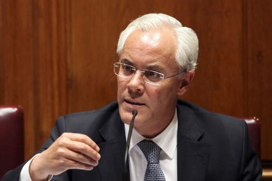 Miguel Macedo regressa ao parlamento menos de uma semana depois da sair do MAI