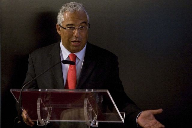 Costa reitera que memorando de entendimento previa venda parcial da TAP