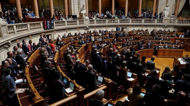 Só Francisco Gomes falhou plenário hoje