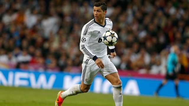 Obra sobre Cristiano Ronaldo entre 21 títulos a editar pela Planeta