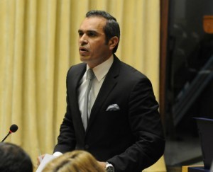 Carlos Pereira desafia Albuquerque a revelar o que vai fazer com operações portuárias