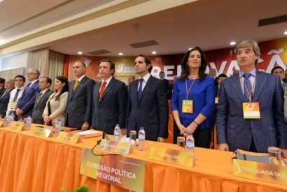 É obrigação rever o que está mal e há muita coisa que está mal