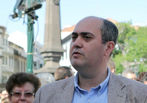 BE quer acabar com as sociedades de desenvolvimento