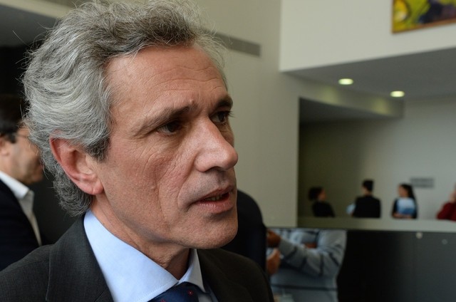“Será o povo quem decidirá no dia das eleições o que CDS-PP fará no dia seguinte”