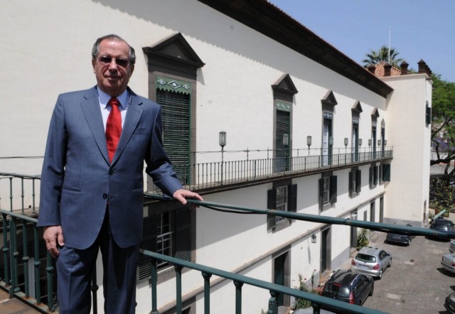 Representante da República manda publicar diploma sobre medicinas alternativas