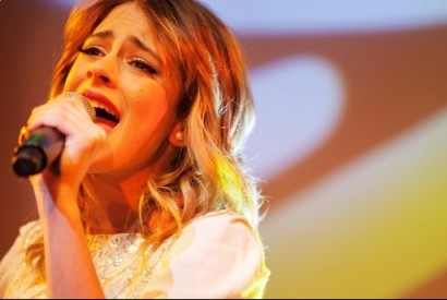 Longas filas de espera para ver Violetta ao vivo em Lisboa