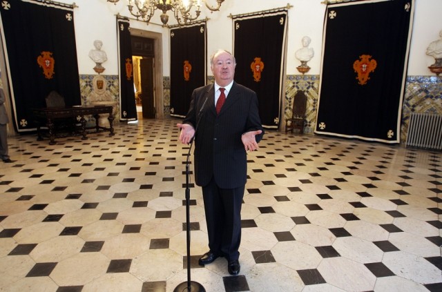 Jardim diz que tem de fazer contas à vida antes de decidir o seu futuro político