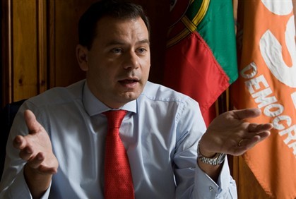 Luís Montenegro assume que nem queria discutir propostas da Madeira