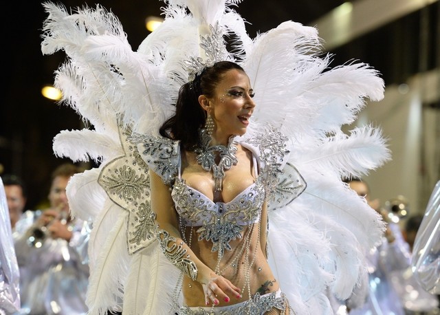 Desfile em duas avenidas livres do Funchal é a novidade deste Carnaval