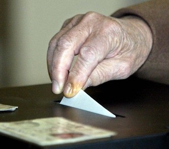 Comissão Nacional de Eleições reúne-se com media na Madeira