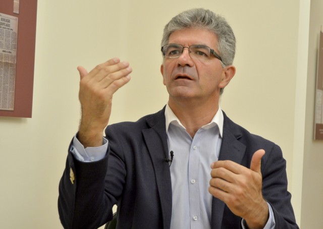 Edgar Silva apela a “castigo severo” do PSD, CDS e PS