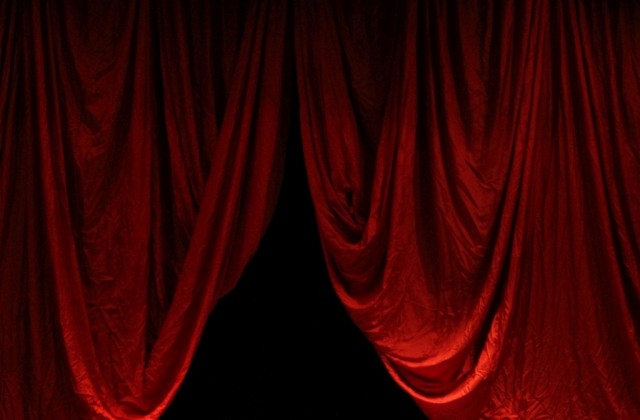 Agenda Cultural da DRAC para Março divulga programação integral do VI Festival AMOTEatro’15 na Madeira