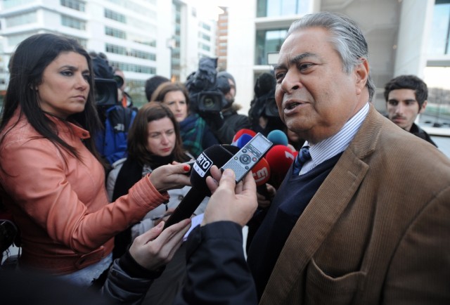 Advogado aguarda instruções de ex-PM antes de comentar medida de coacção