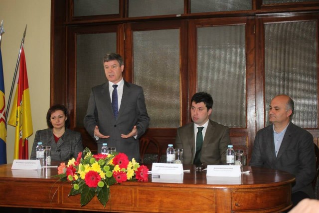 Projecto de capacitação para sucesso escolar pode ser alargado
