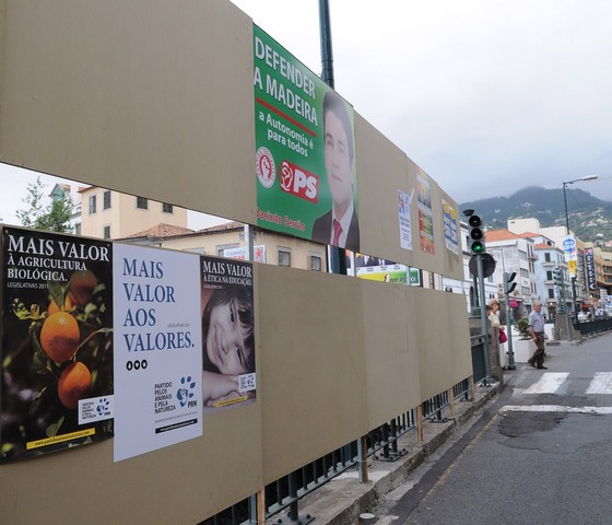 Câmara do Funchal indicou 27 locais para afixação de propaganda eleitoral