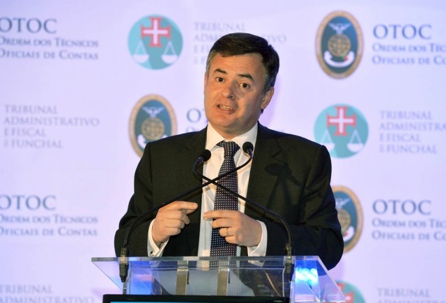 Governos devem ter políticas de médio prazo previsíveis