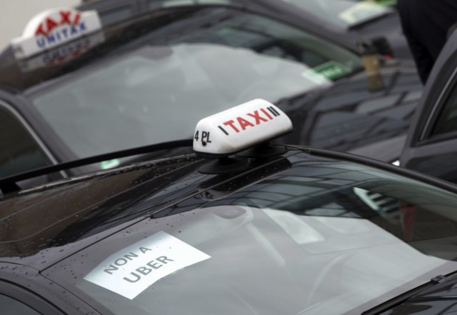 Justiça de São Paulo suspende uso da aplicação de transportes Uber