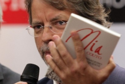Mia Couto surpreendido por ser um dos finalistas do Man Booker Prize 2015