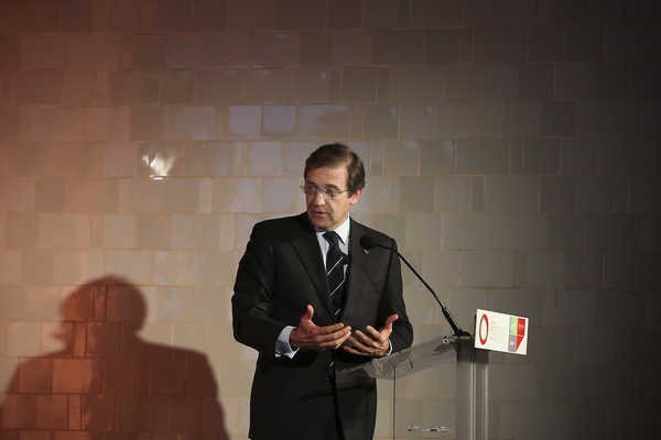 Passos Coelho espera que decisão sobre a TAP possa ser tomada em Junho