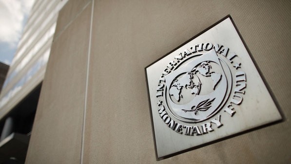 Reformas antecipadas devem ser suspensas nos sectores público e privado defende o FMI