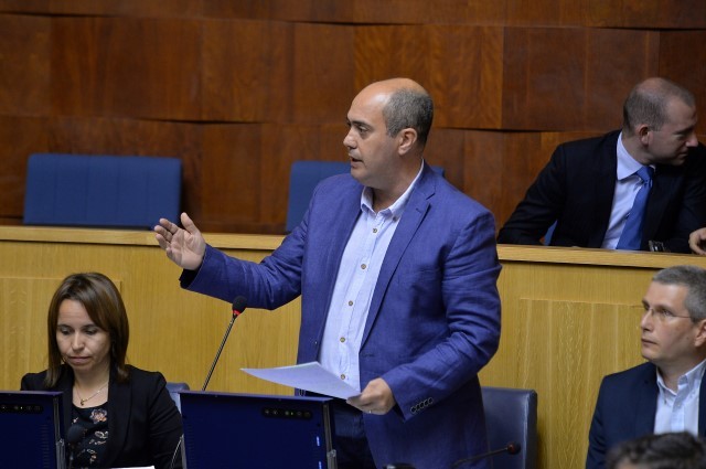 BE e PCP denunciam incoerências de Albuquerque
