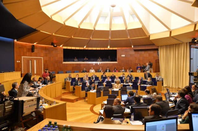 Governo acolhe sugestão do JPP e é evasivo nas respostas ao CDS