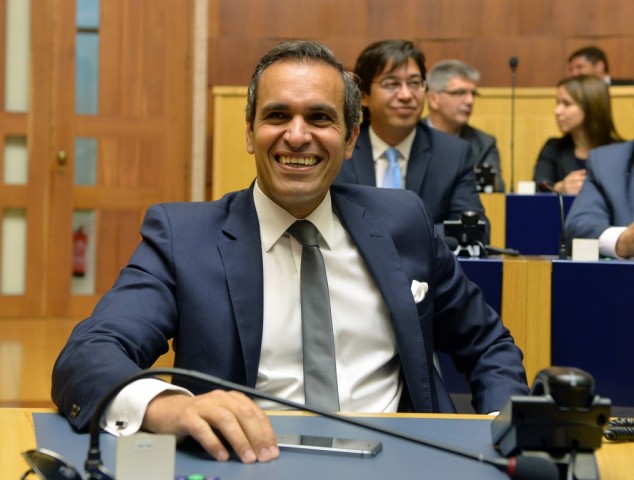 Oposição espera que Passos Coelho resolva principais problemas durante visita à Madeira