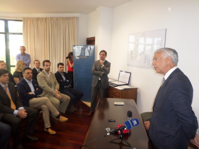 Zona franca da Madeira dependente da vontade política