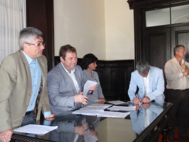 Ribeira Brava apoia Associações e Juntas com 395 mil euros