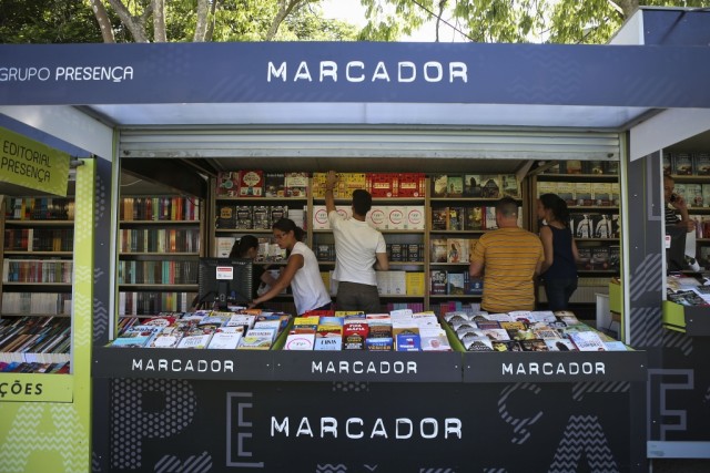 Álbum Santuários de Portugal apresentado na Feira do Livro de Lisboa
