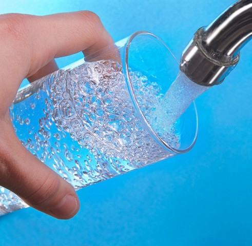 Deco lança campanha para ajudar portugueses a poupar na factura da água