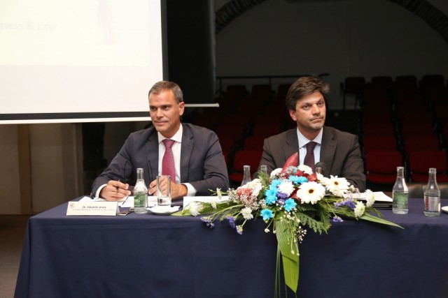 Não passa pela cabeça de ninguém artificializar o destino Madeira