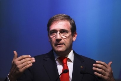 Passos diz que liberalização aérea pode ser gatilho para impulso na economia dos Açores