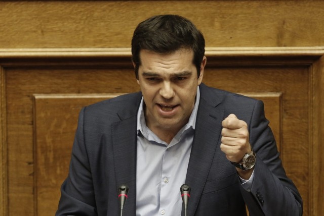 Tsipras admite eleições antecipadas caso não recupere maioria no parlamento