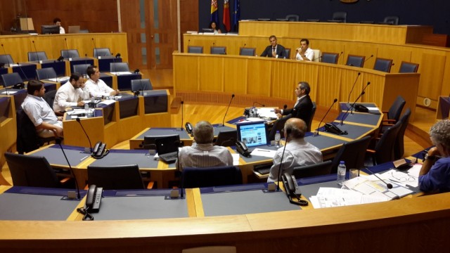 Seja qual for o operador portuário terá de haver contrapartidas para a Região