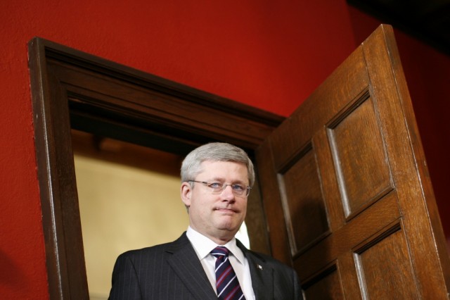 Primeiro-ministro do Canadá marcou eleições legislativas para 19 de Outubro