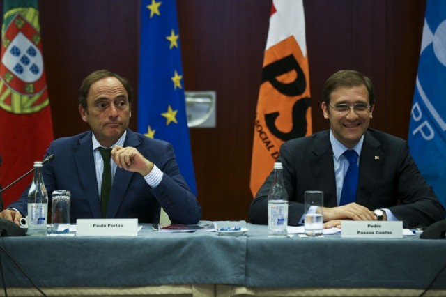 PSD diz que tem de se resolver com CDS participação em debates sobre as legislativas