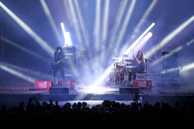 Enchente na primeira noite de Paredes de Coura